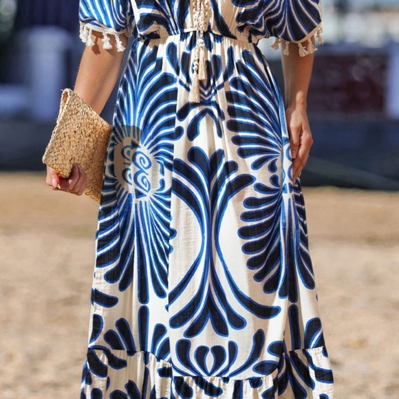 Cupshe Dresses & Skirts - Cupshe Navy and Cream Patterned Maxi Dress